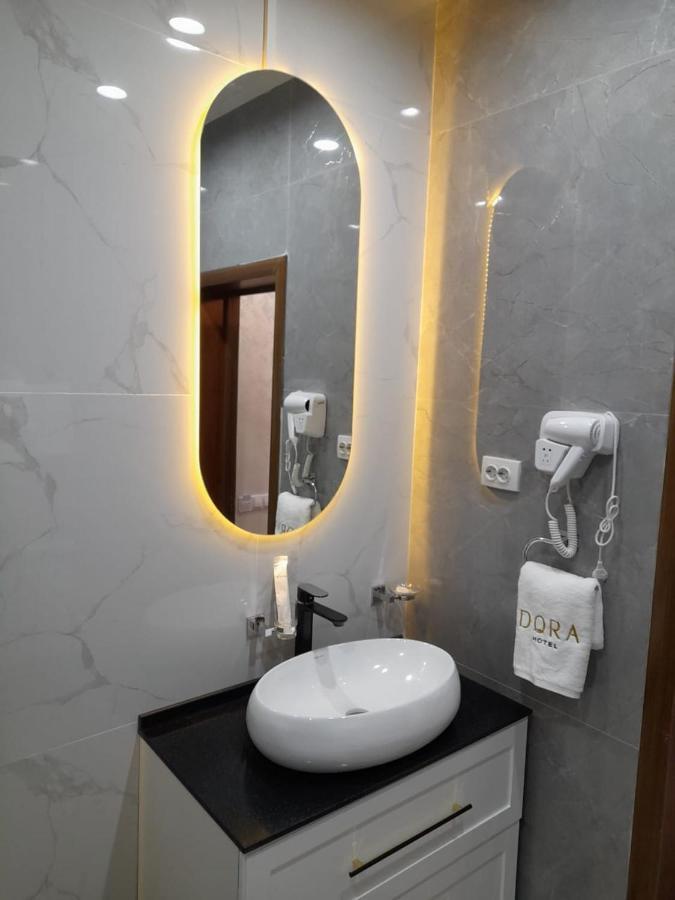 Dora Hotel シムケント エクステリア 写真